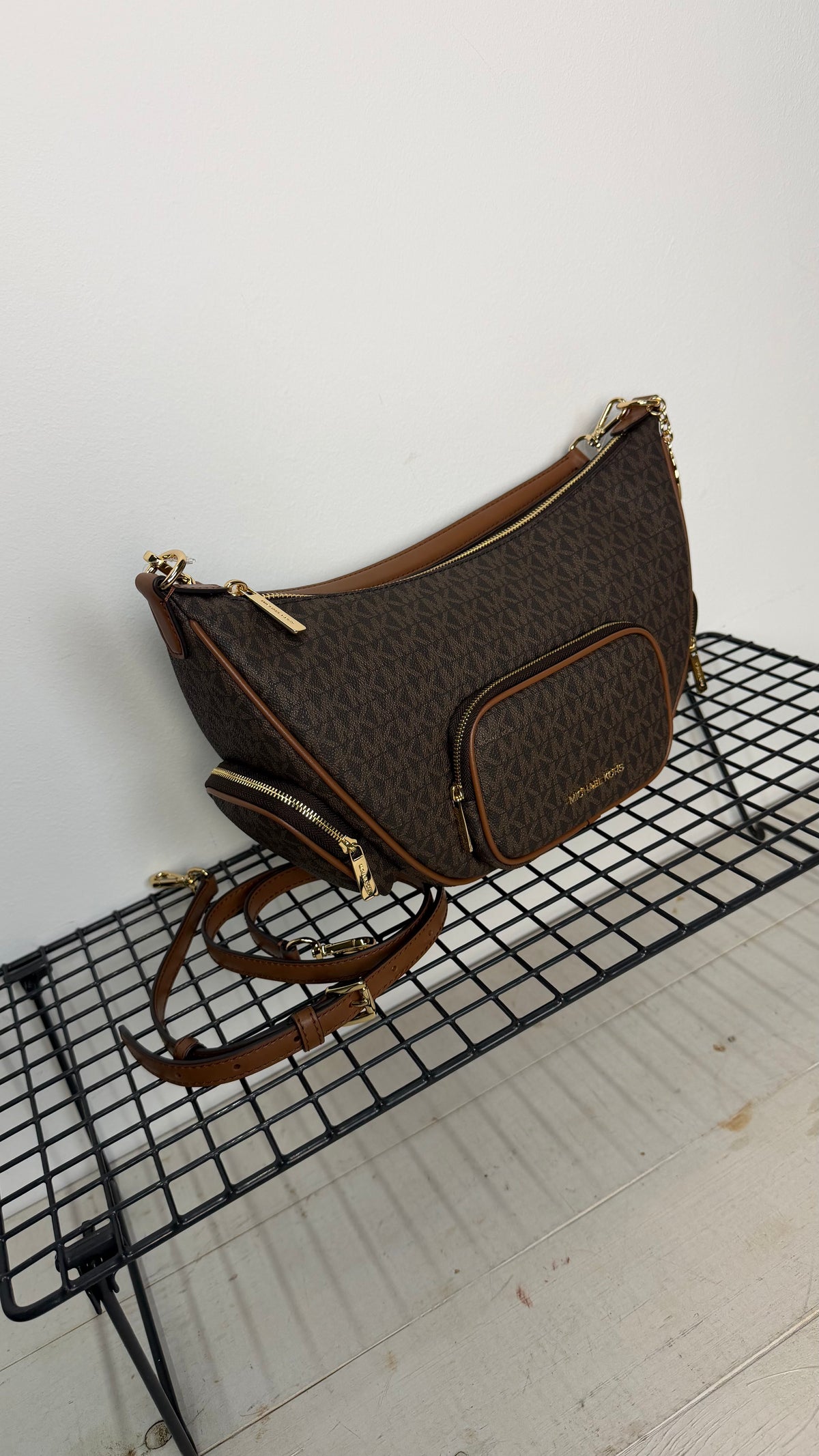 Bolso Michael Kors Merritt Mediano – marrón
