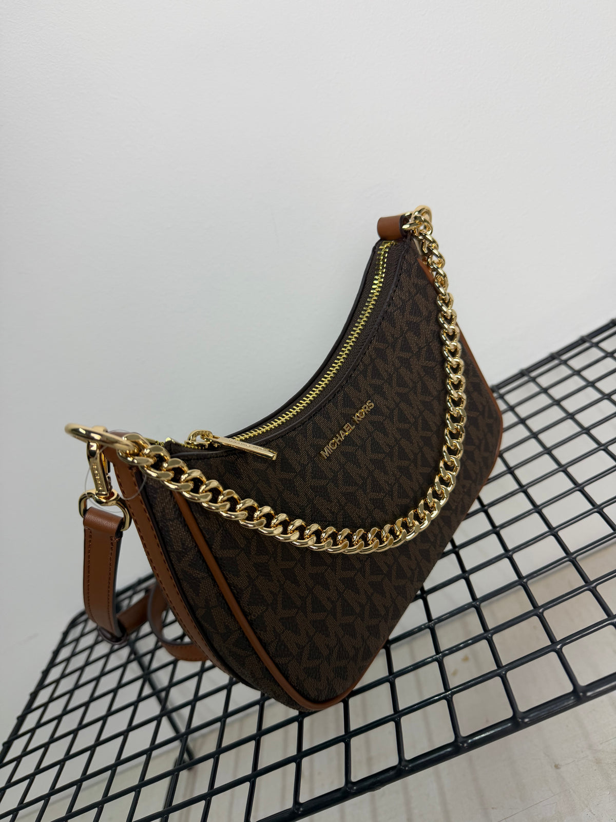 Bolso Michael Kors Jet Set Travel pequeño con cadena – Marrón ( cora nuevo)