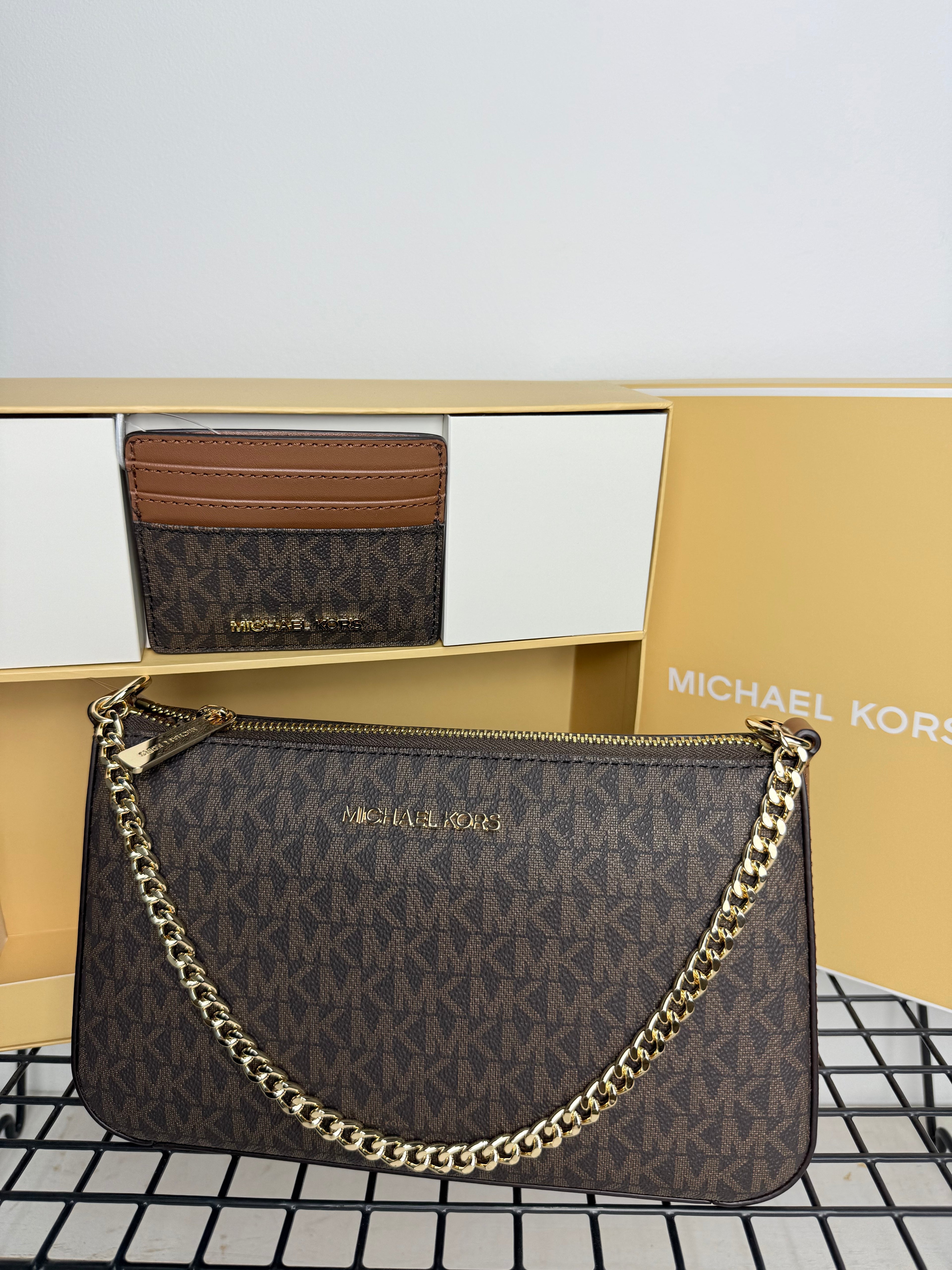 Michael Kors Gift Set – Crossbody + Wallet ( set bandolera mediana y tarjetero )