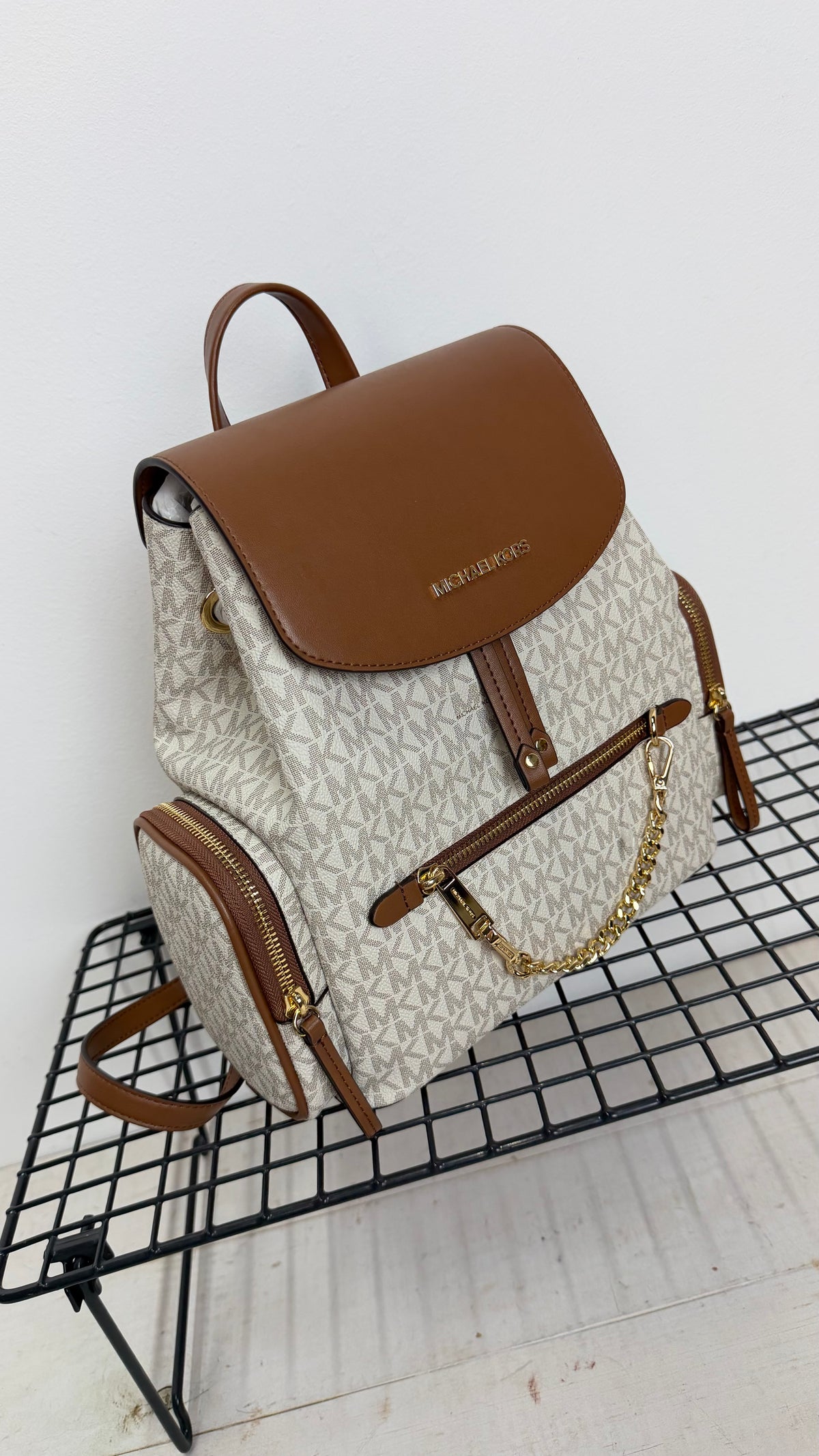 Mochila Michael Kors Jet Set Medium – vainilla