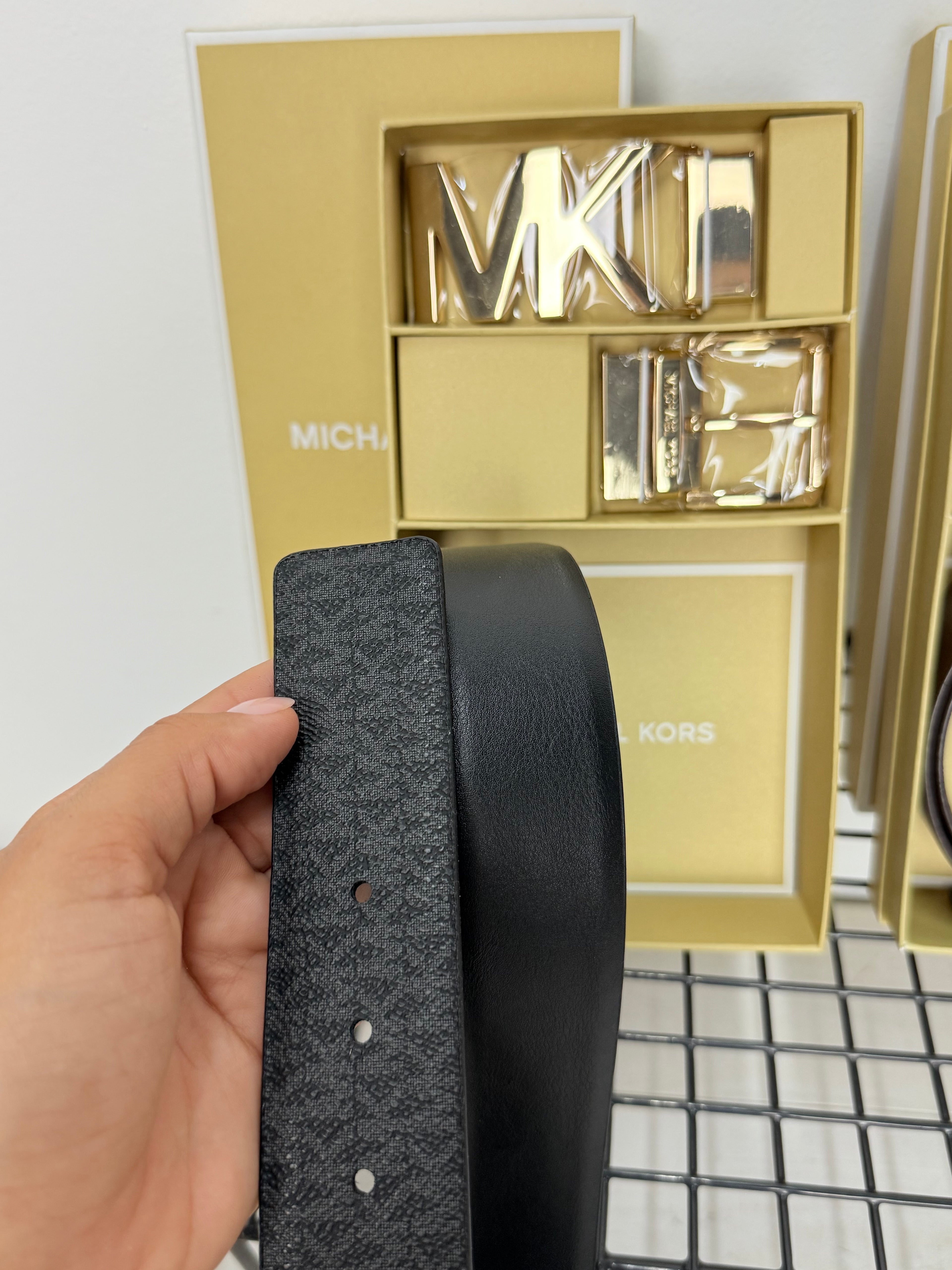 CINTURÓN MICHAEL KORS (negro )