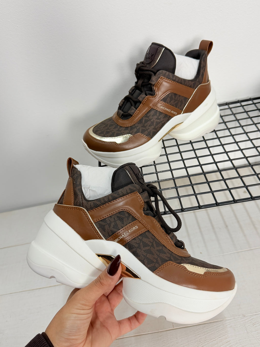 Zapatilla Olympia Michael Kors Marrón