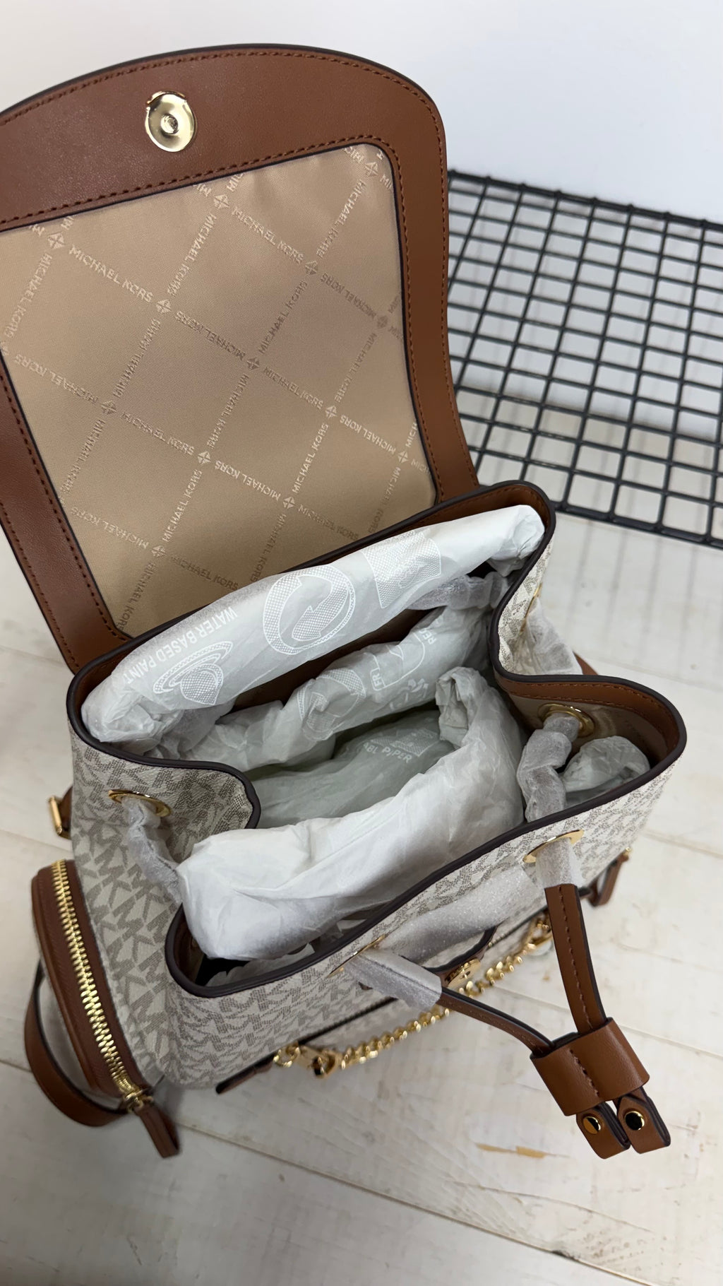Mochila Michael Kors Jet Set Medium – vainilla