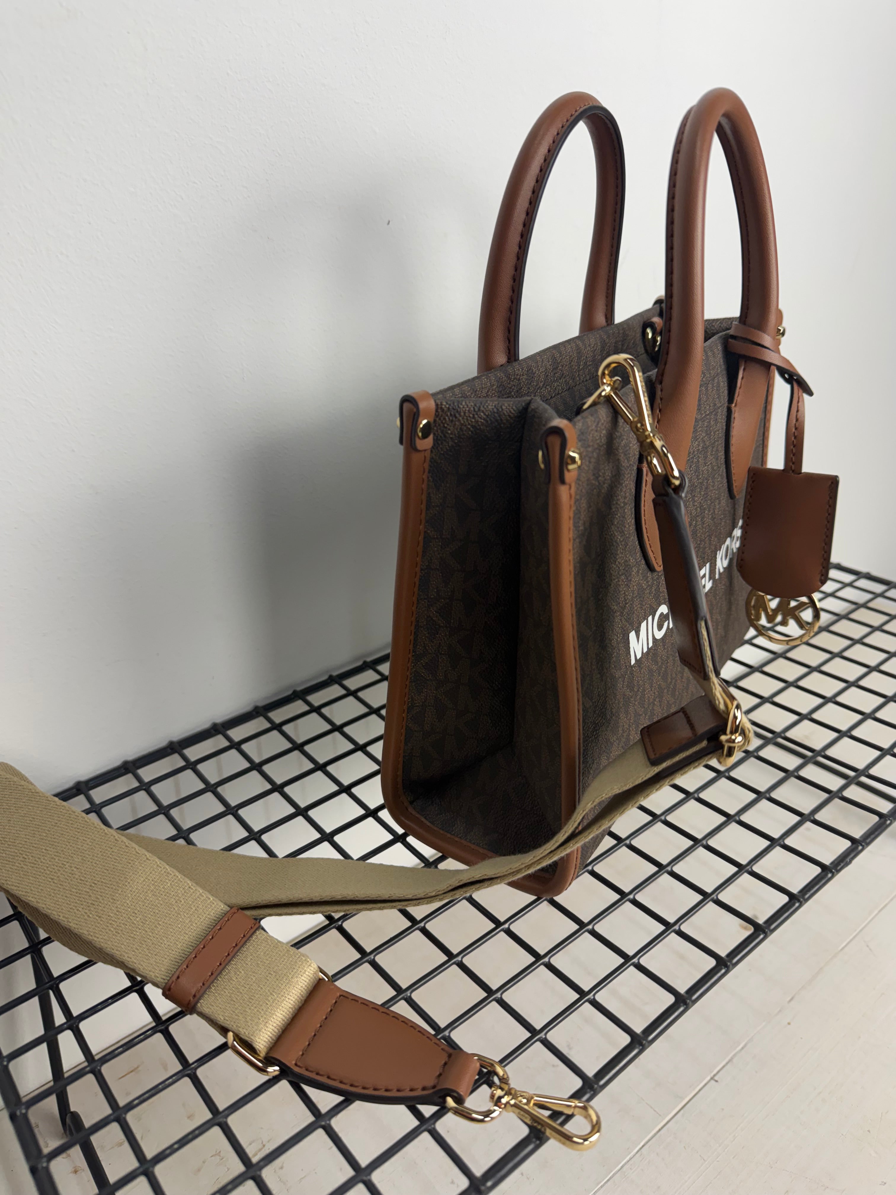 Bolso Mirella Michael Kors mediano Marrón  logo