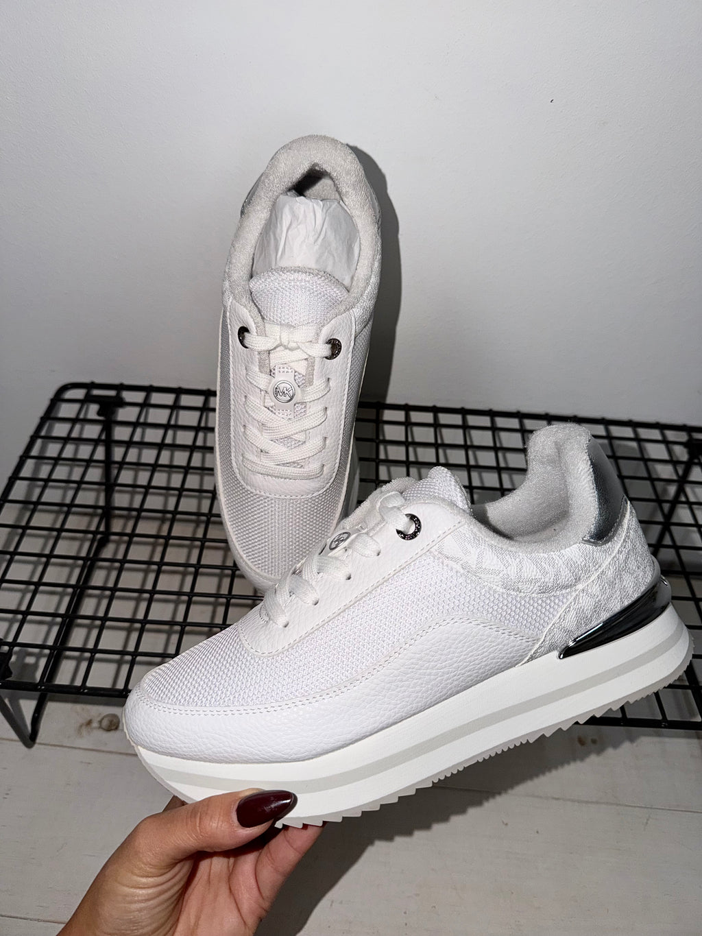 Zapatilla Michael Kors trainer hattie blanca