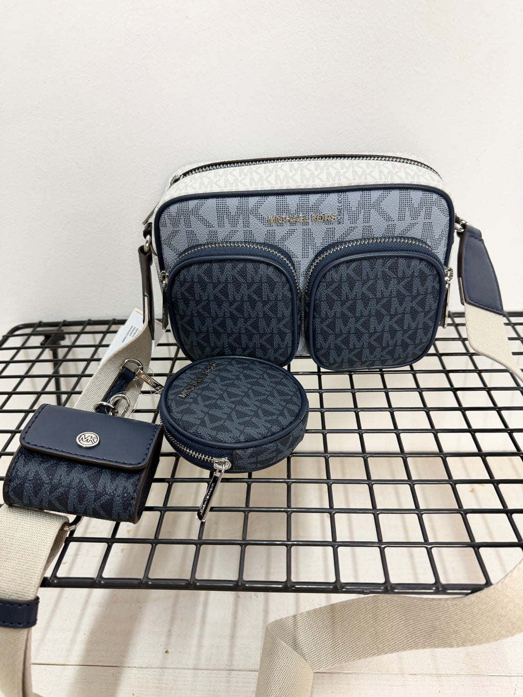 Michael Kors – Jet Set Item Crossbody Azul (bandolera bolsillos)