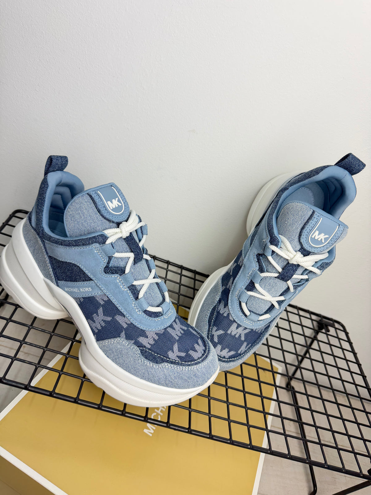 Zapatillas Michael Kors Olympia Trainer – Denim Azul ( tejano)