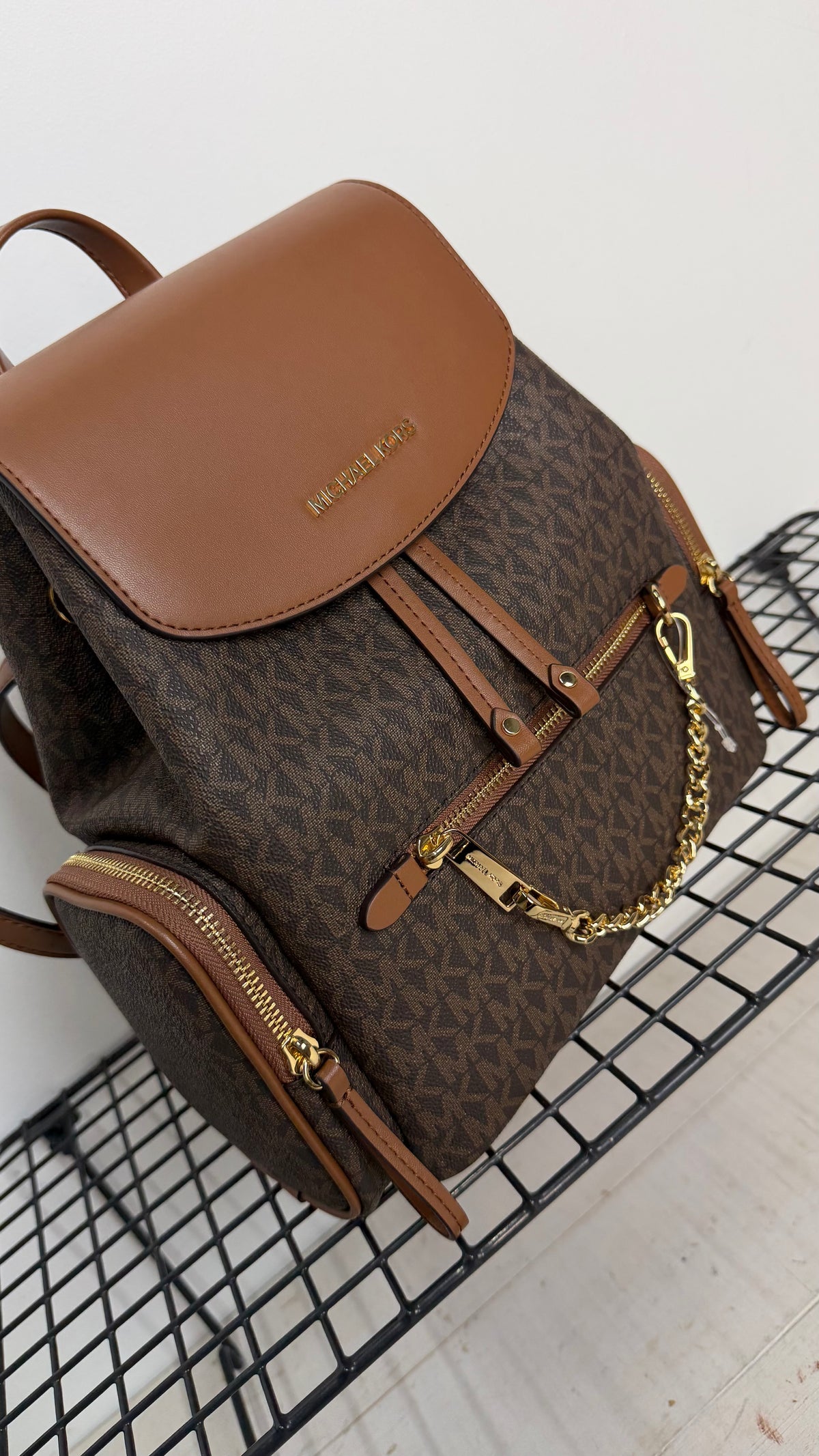 Mochila Michael Kors Jet Set Medium – Brownp