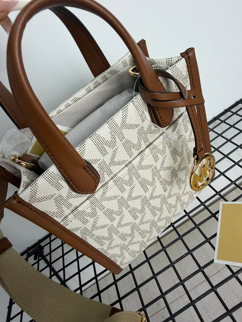 Michael Kors Gigi Mini – Vanilla/Luggage