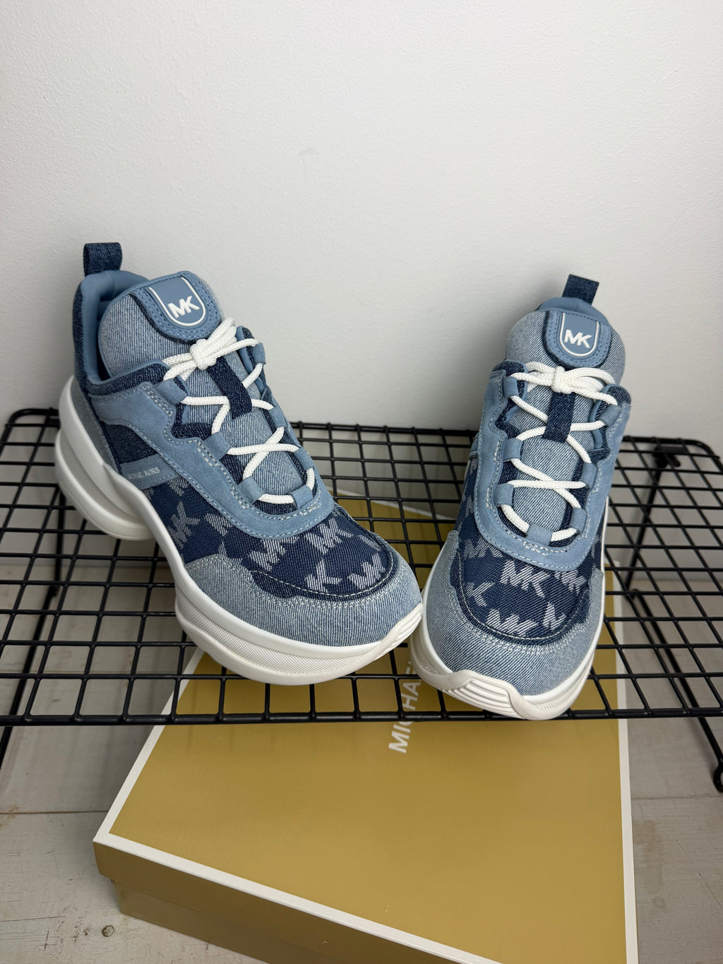 Zapatillas Michael Kors Olympia Trainer – Denim Azul ( tejano)