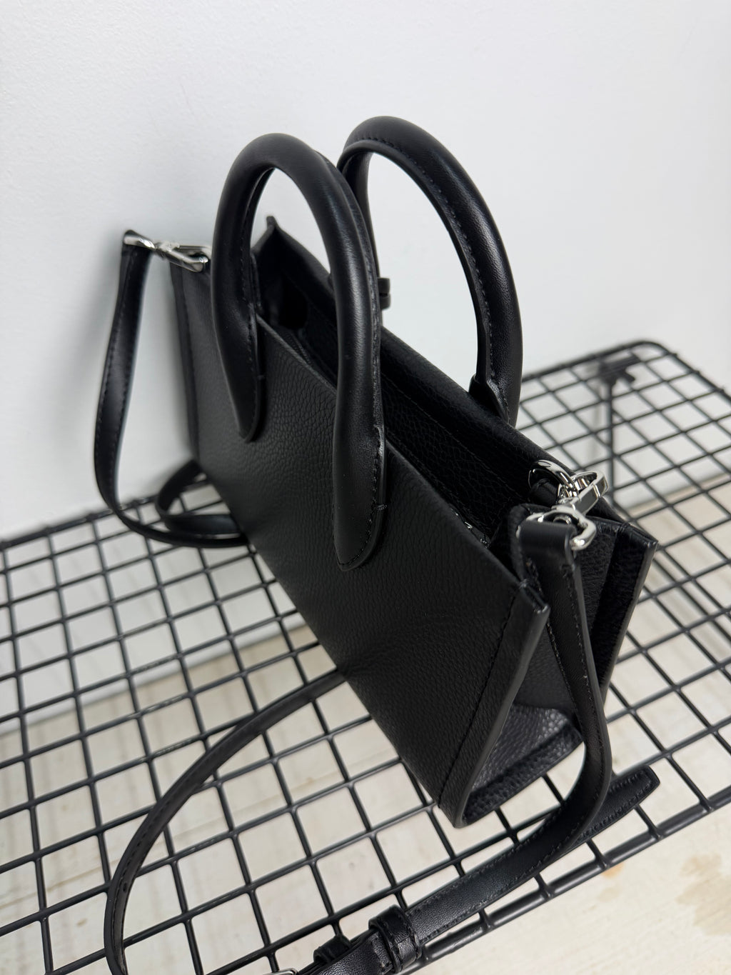 Bolso Michael Kors Mirella mini – Negro