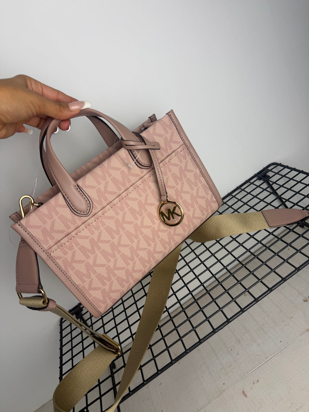 Michael Kors Gigi Medium  – rosa logo