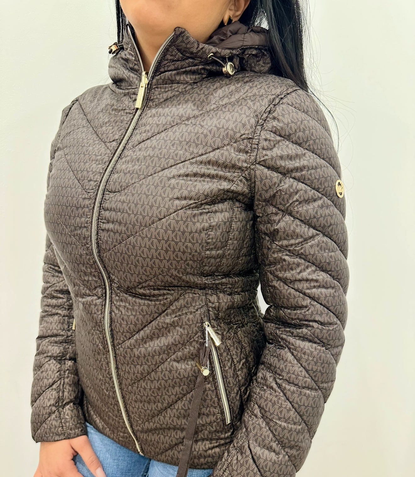 Chaqueta Michael Kors logotipo reversible marrón