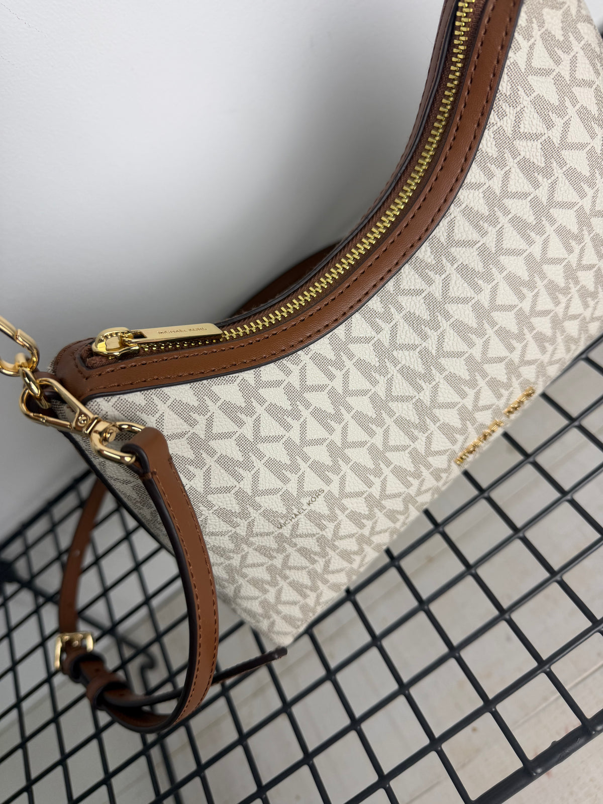 Michael Kors bandolera Sammy – Vainilla