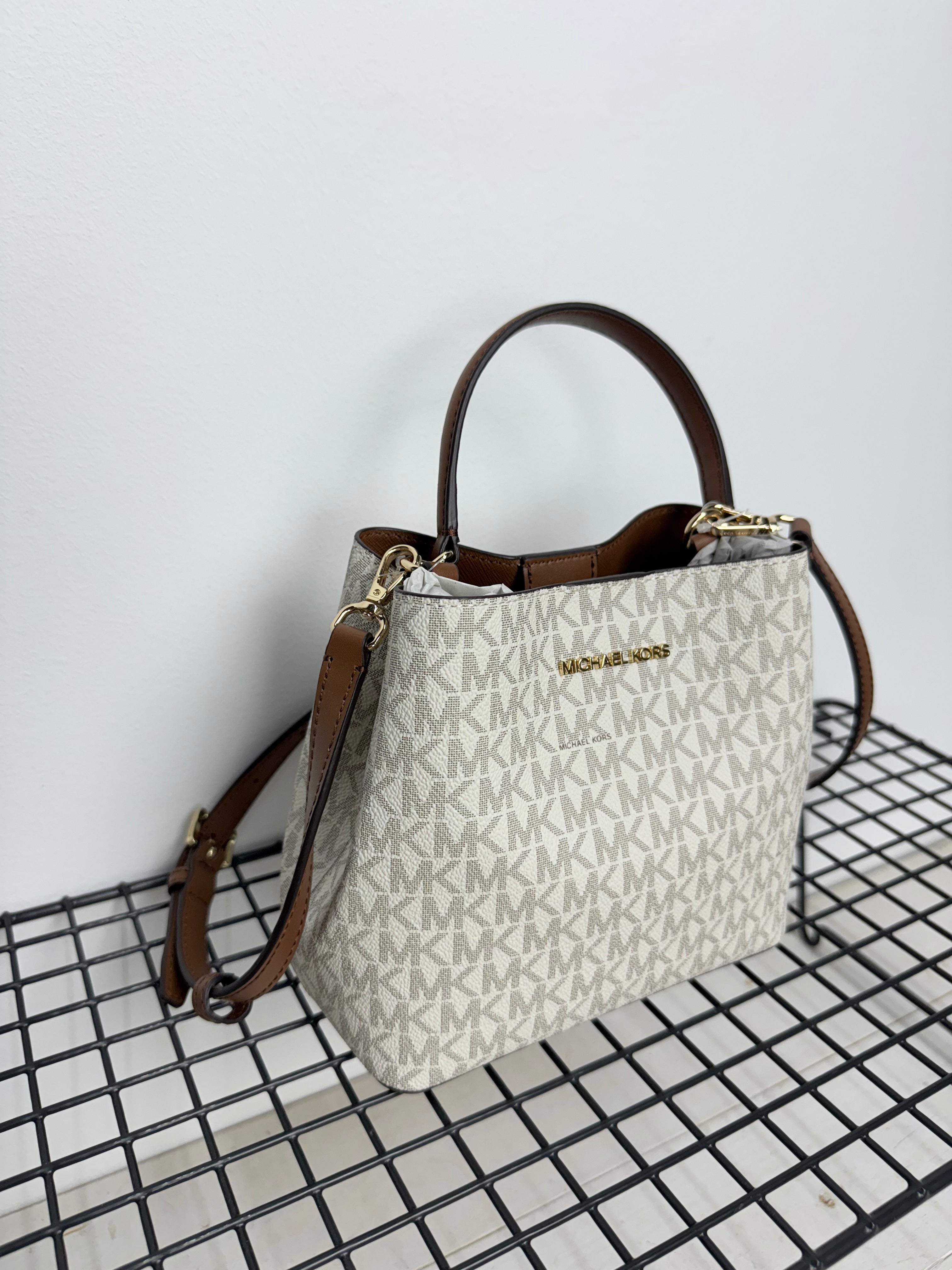 Michael Kors Pratt ( bombonera)