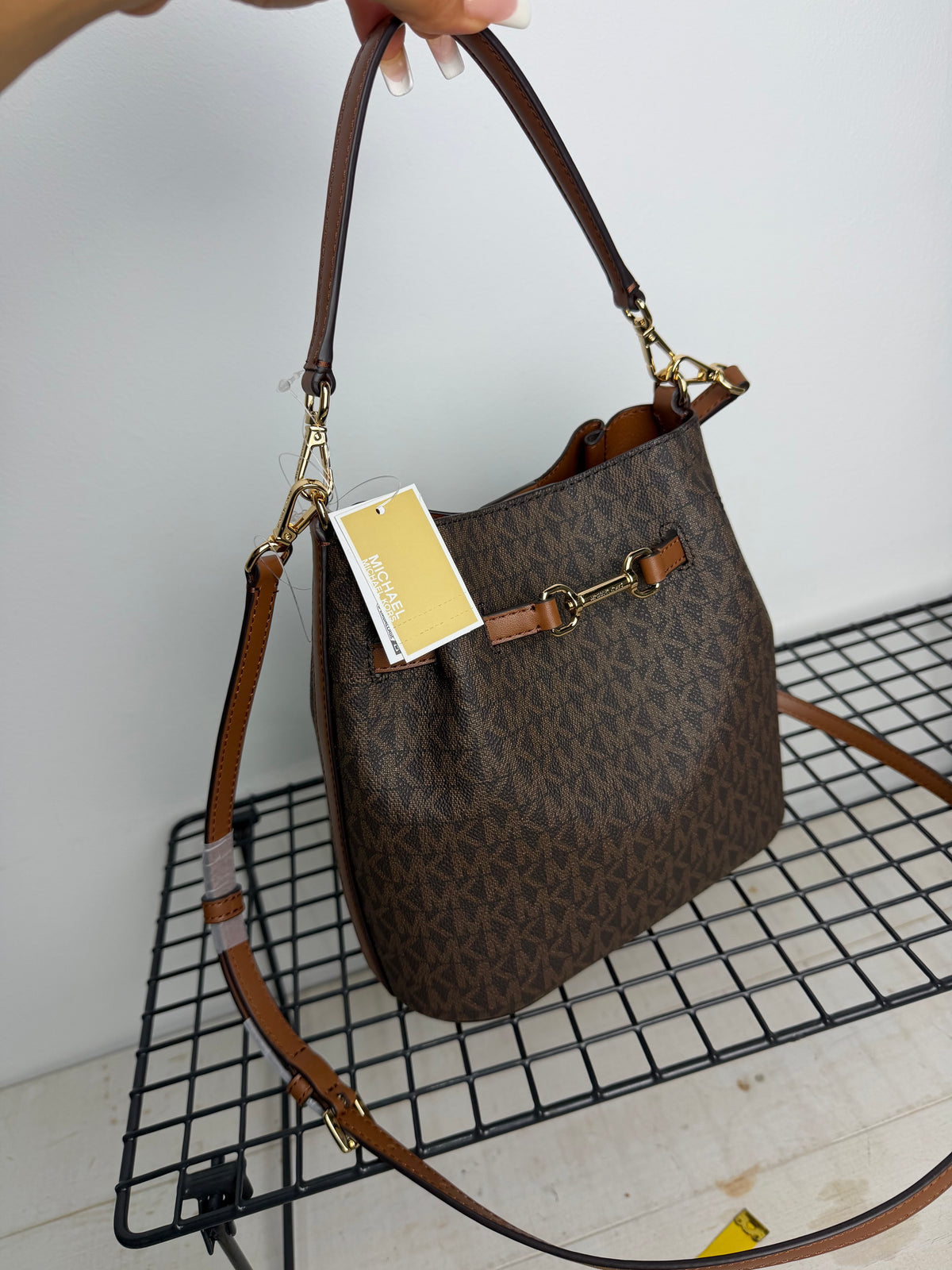 Bolso Michael Kors Carson – Marrón logo ( bombonera )