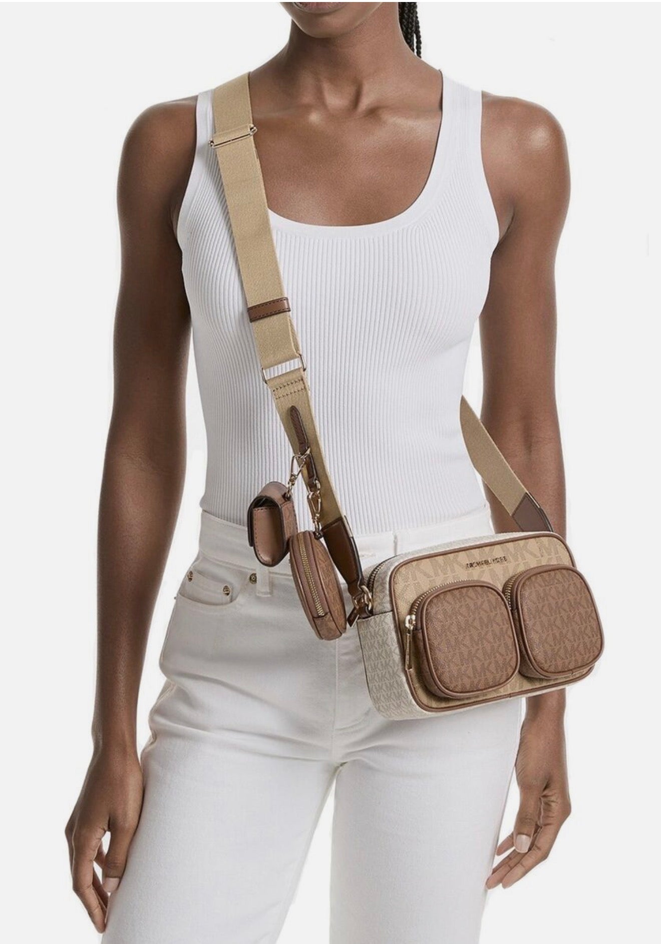 Michael Kors – Jet Set Item Crossbody marrón/vainilla (bandolera bolsillos)