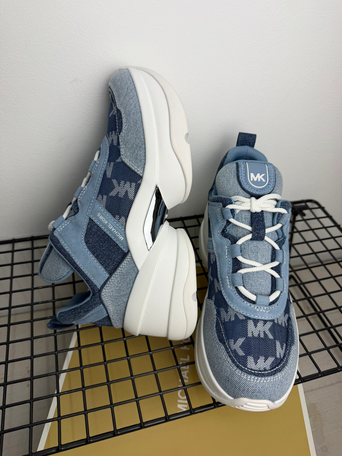 Zapatillas Michael Kors Olympia Trainer – Denim Azul ( tejano)