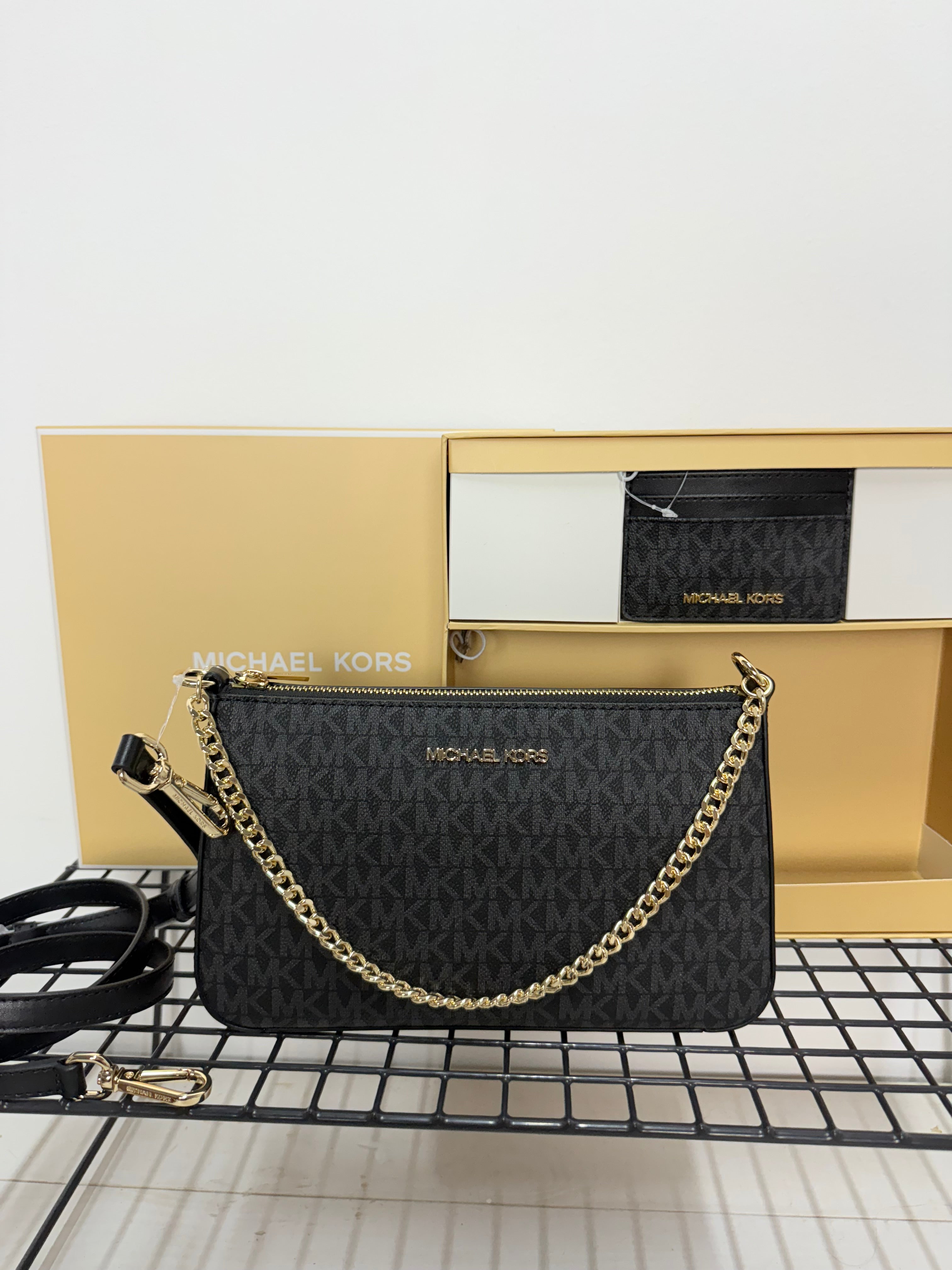 Michael Kors Gift Set – Crossbody + Wallet Negro ( set bandolera mediana y tarjetero )