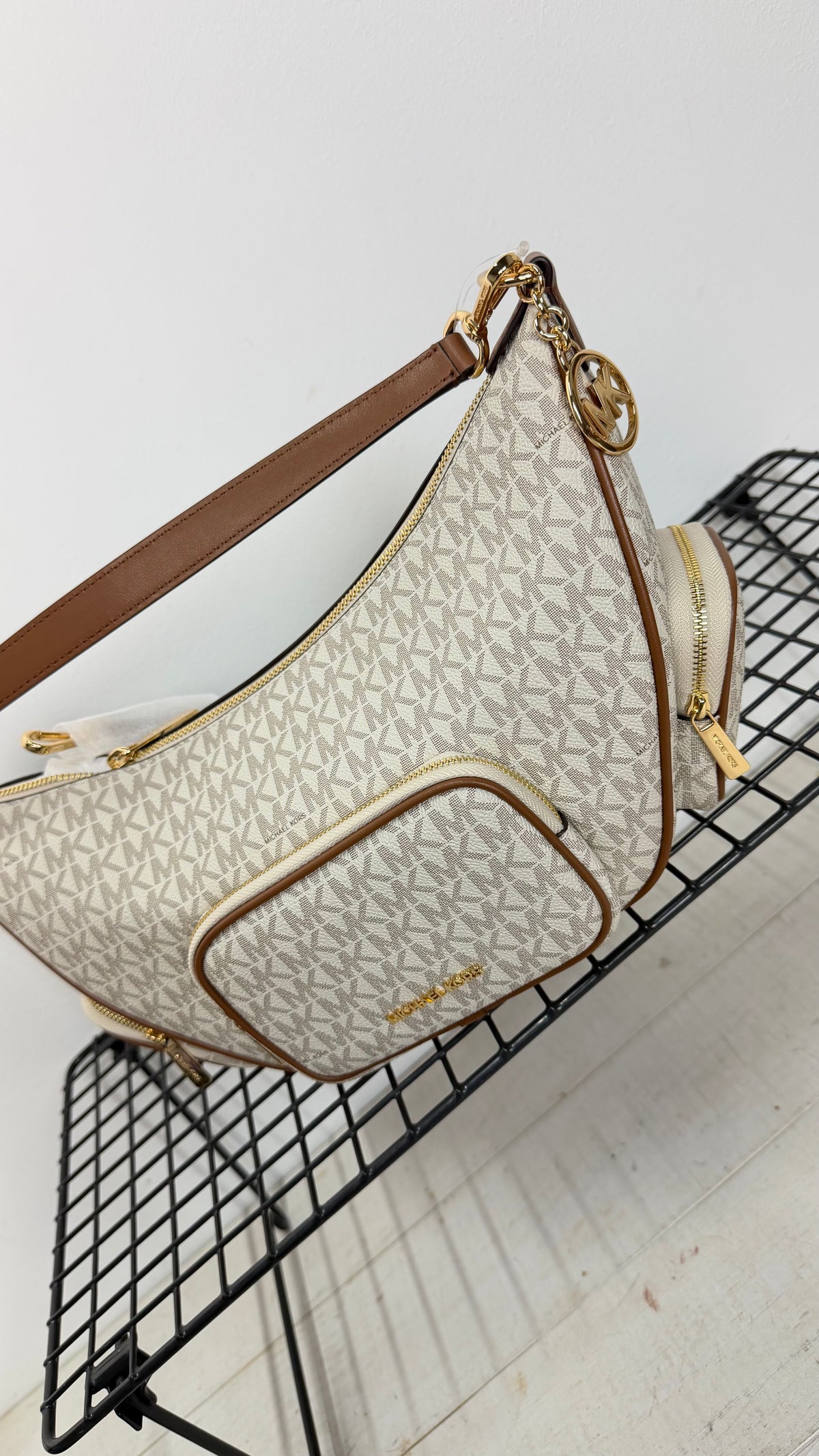 Bolso Michael Kors Merritt Mediano – Vanilla