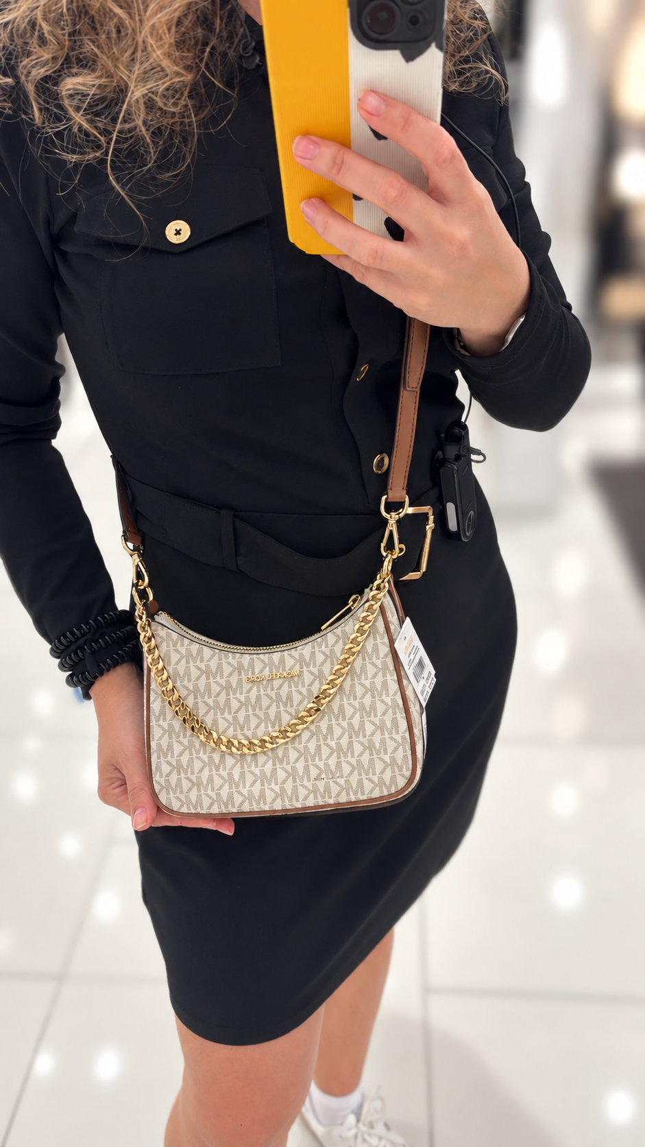Bolso Michael Kors Jet Set Travel pequeño con cadena – vainilla ( cora nuevo)