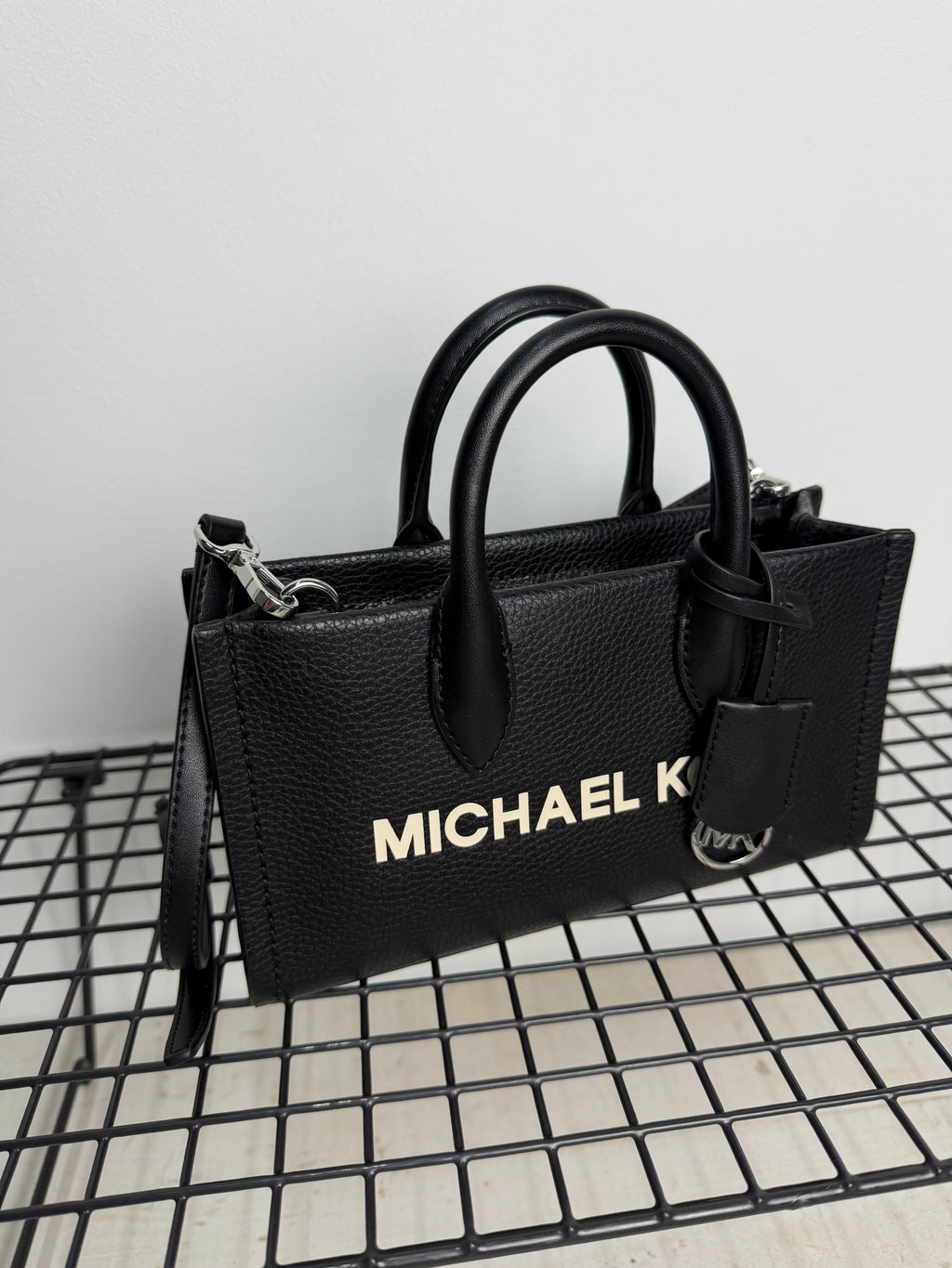 Bolso Michael Kors Mirella mini – Negro