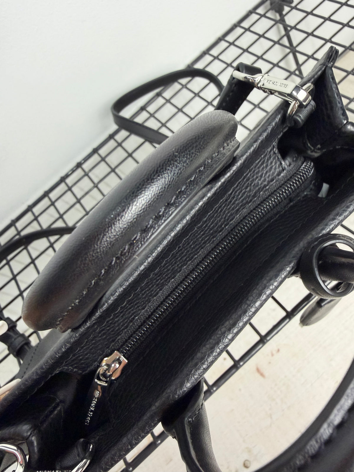 Bolso Michael Kors Mirella mini – Negro