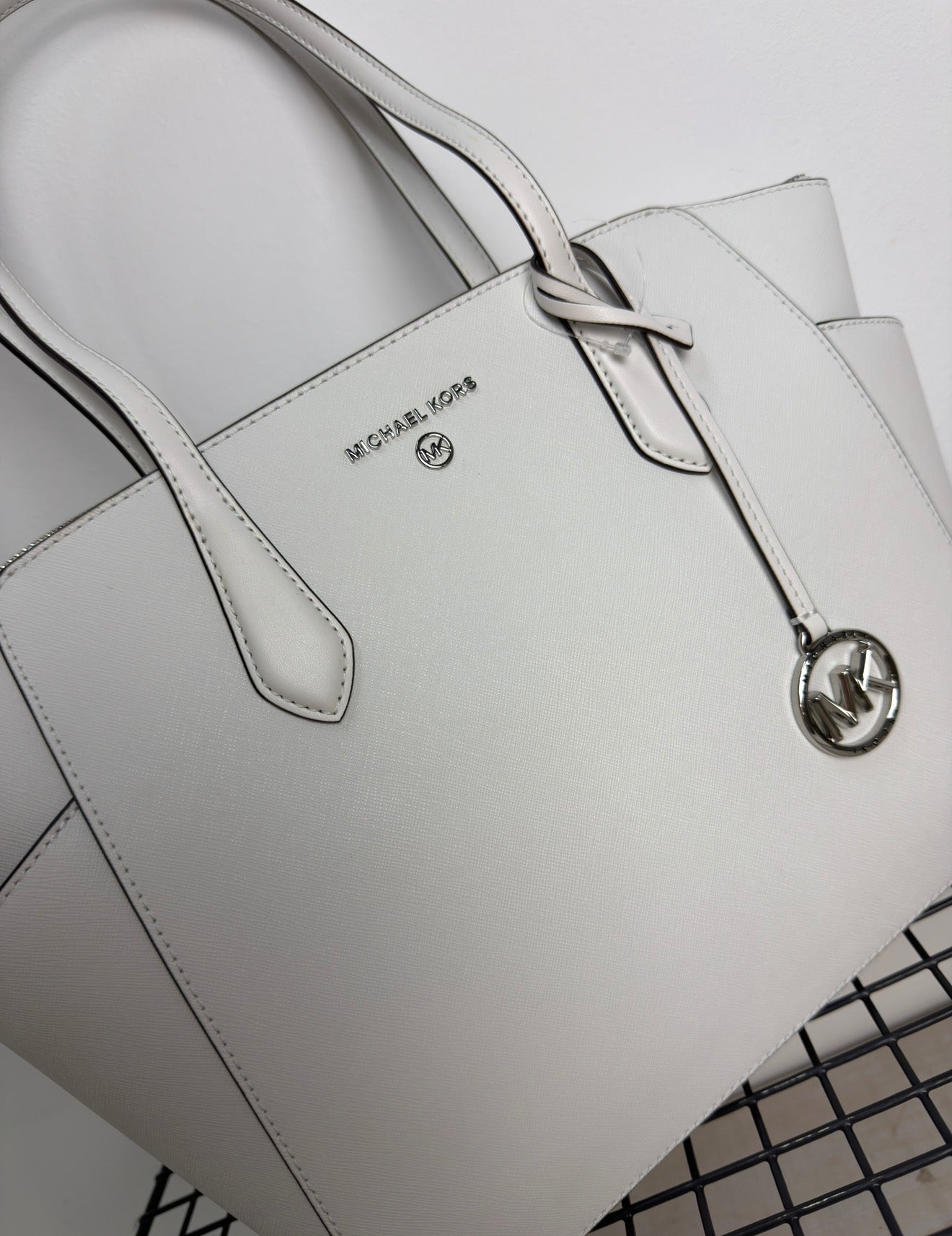Michael Kors Marilyn Medium Tote – Blanco Óptico