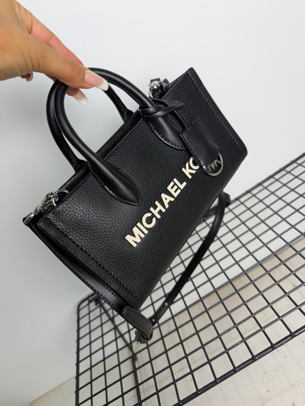 Bolso Michael Kors Mirella mini – Negro