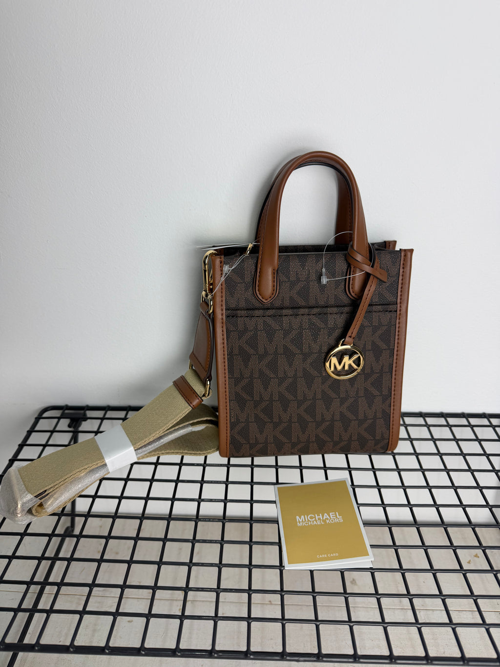 Michael Kors Gigi Mini – marrón