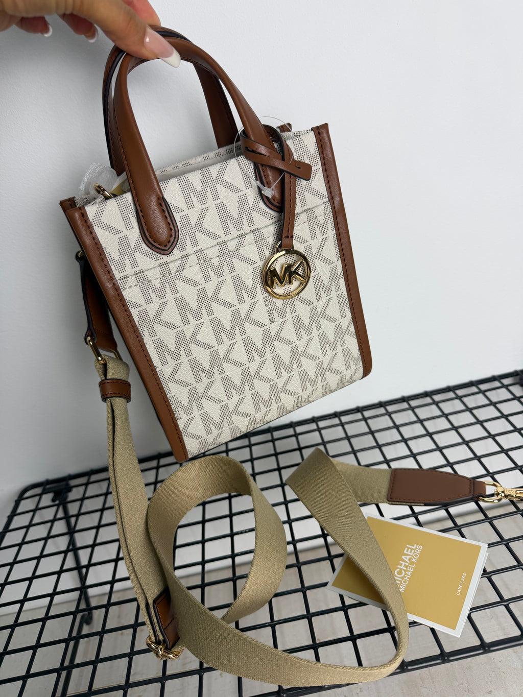 Michael Kors Gigi Mini – Vanilla/Luggage