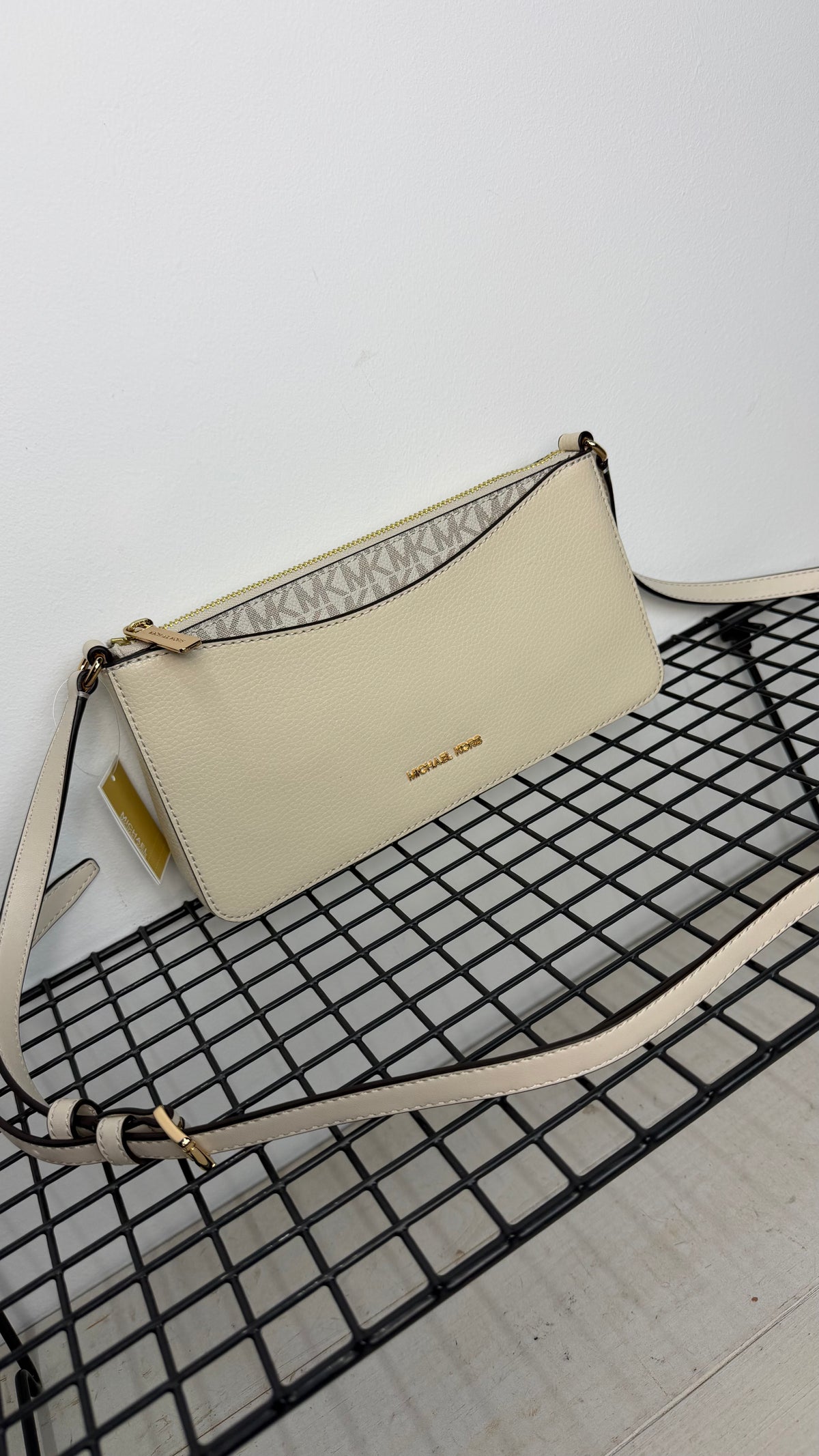 Bandolera Michael Kors arden  – Beige Vainilla