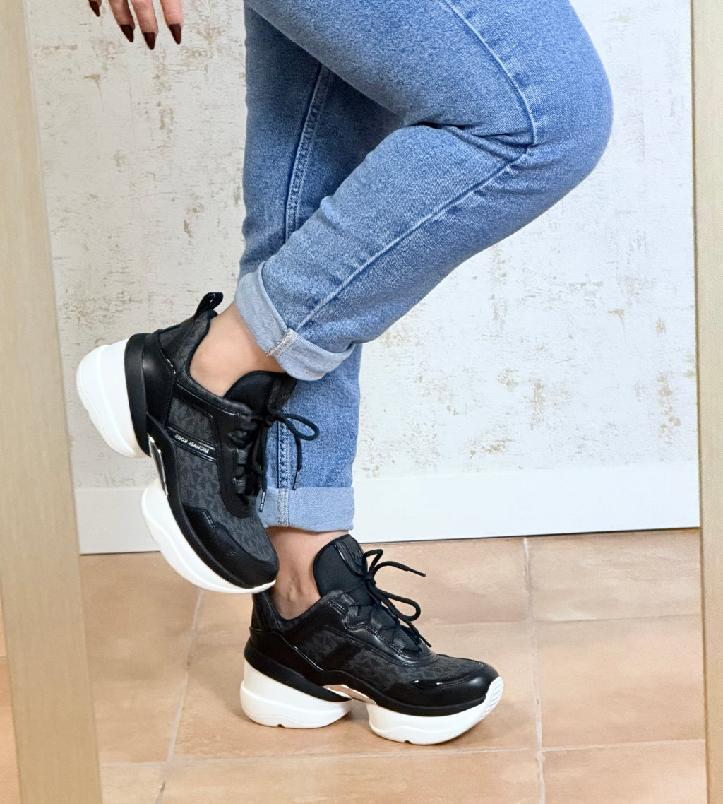 Zapatilla Olympia Michael Kors Negra