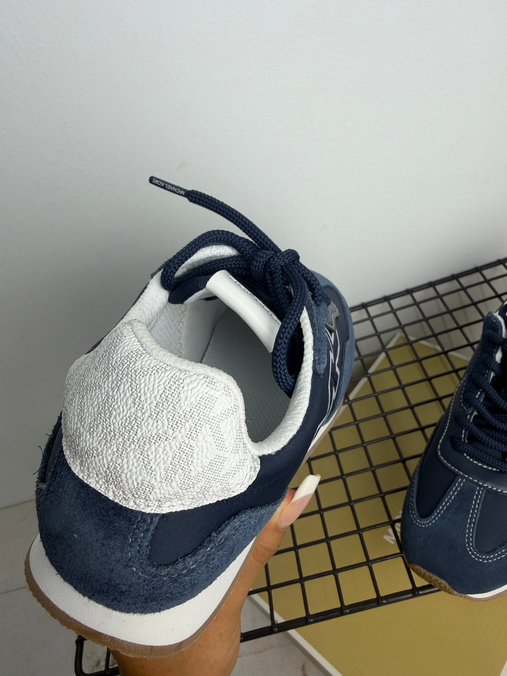 Zapatillas Michael Kors Essex Trainer – Navy