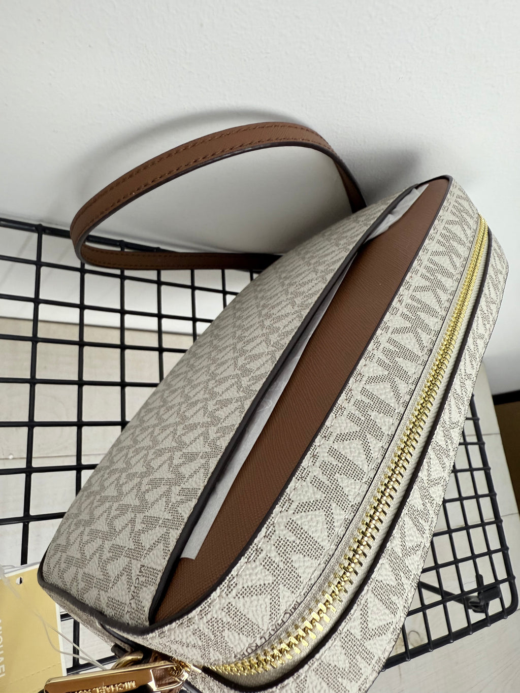 Michael Kors Jet Set Travel Medium Dome Crossbody ( bandolera cadena )