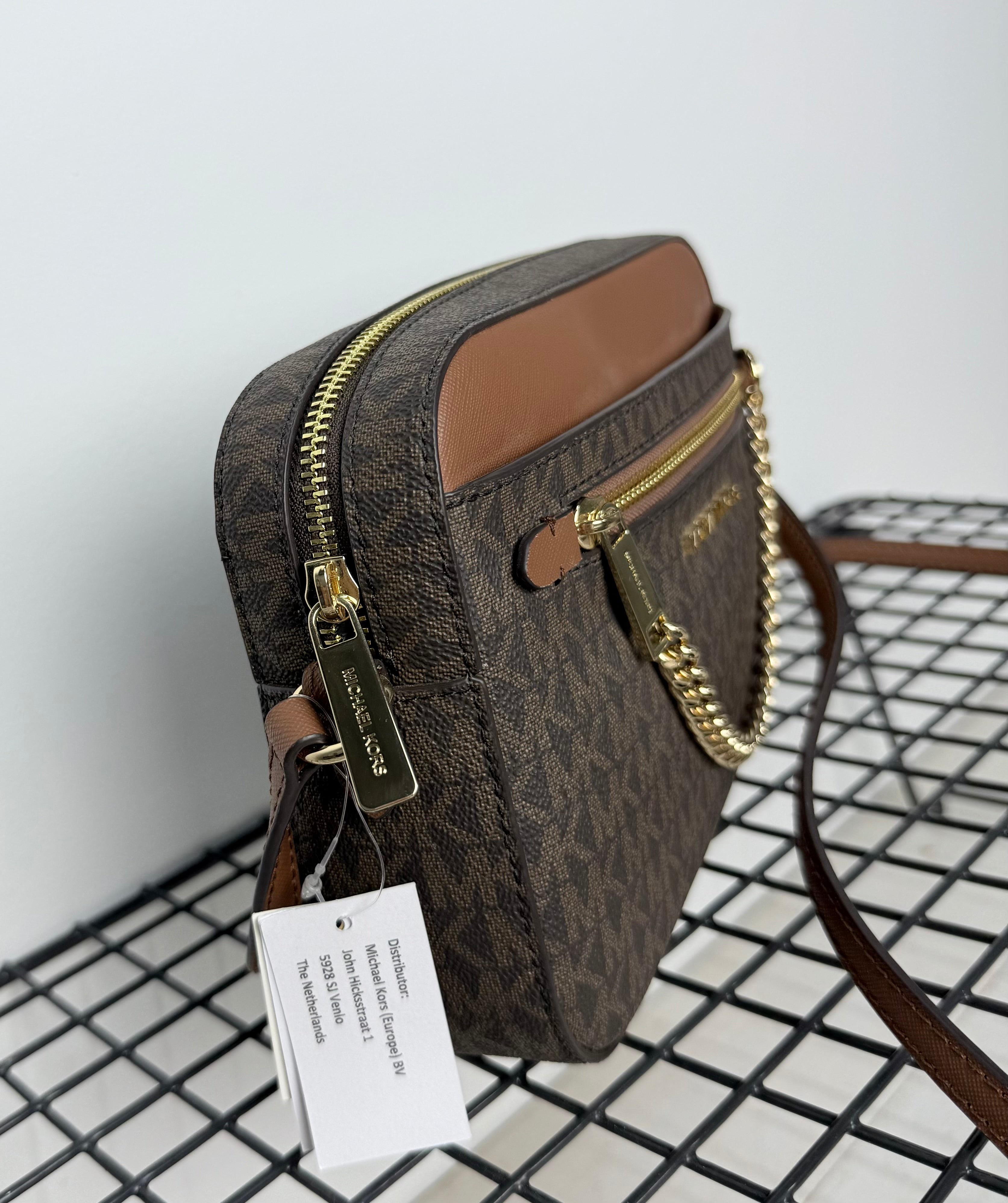 Michael Kors Jet Set Travel Medium Dome Crossbody ( bandolera cadena )