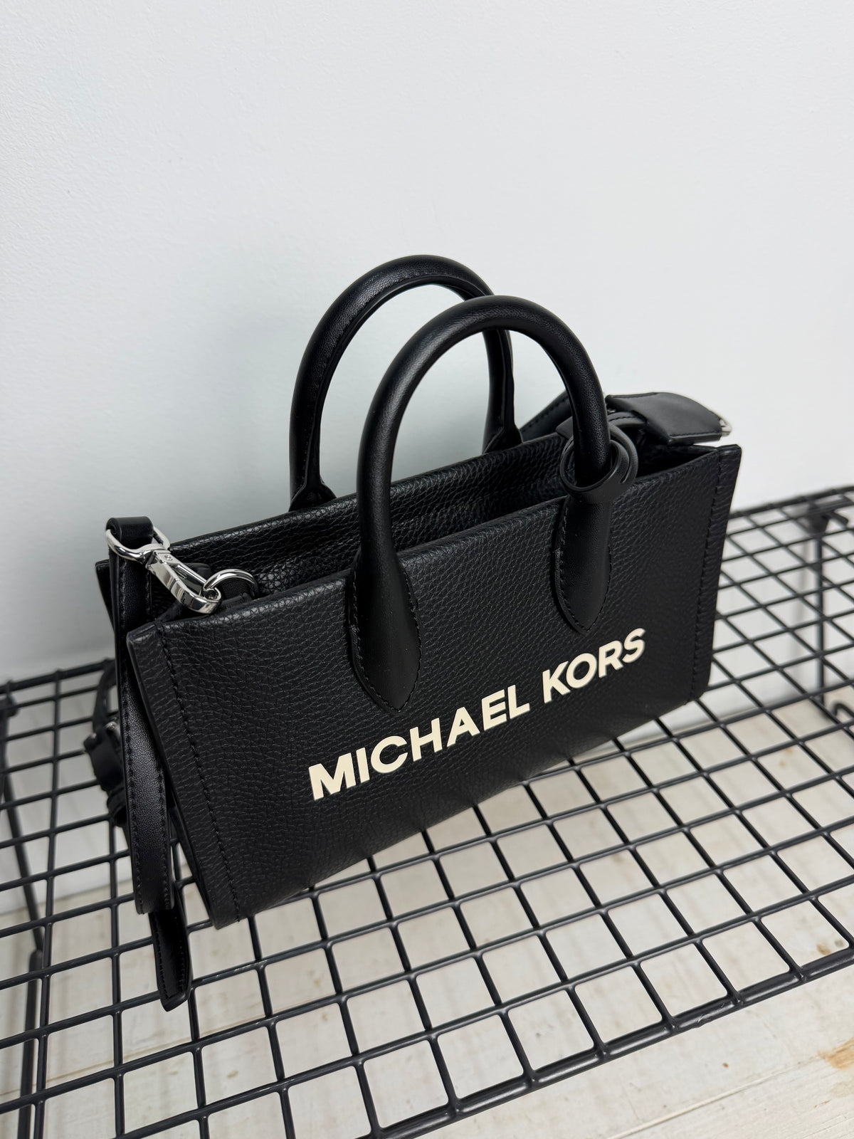 Bolso Michael Kors Mirella mini – Negro