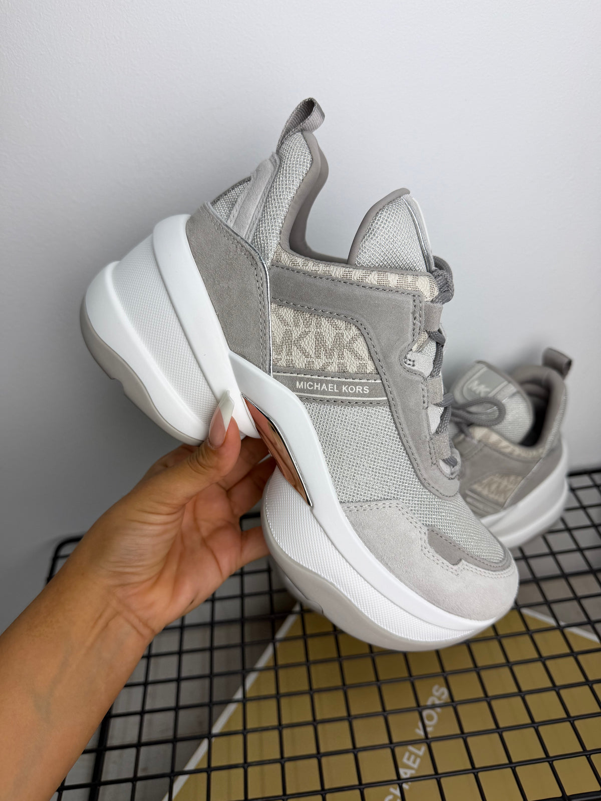 Zapatillas Michael Kors Olympia Trainer – Silver