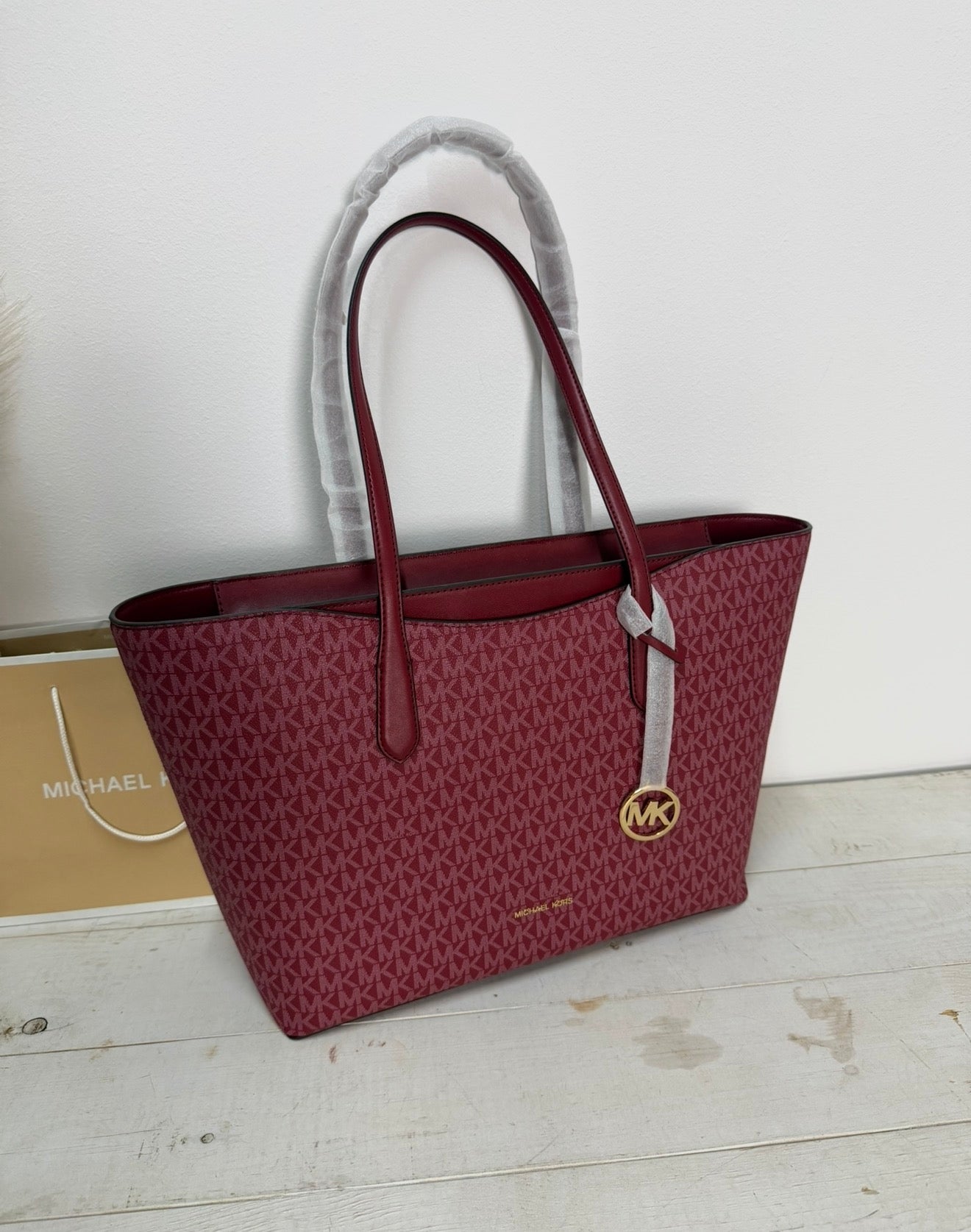 Tote Michael Kors monogram burdeos