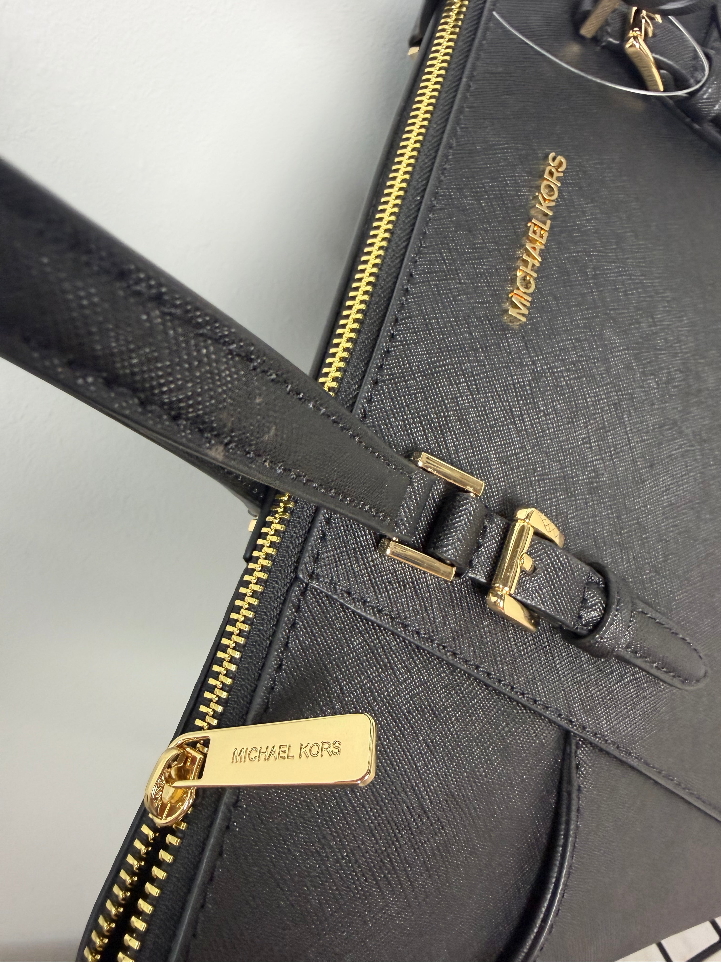 Michael Kors Charlotte Large Tote cremallera – Negro