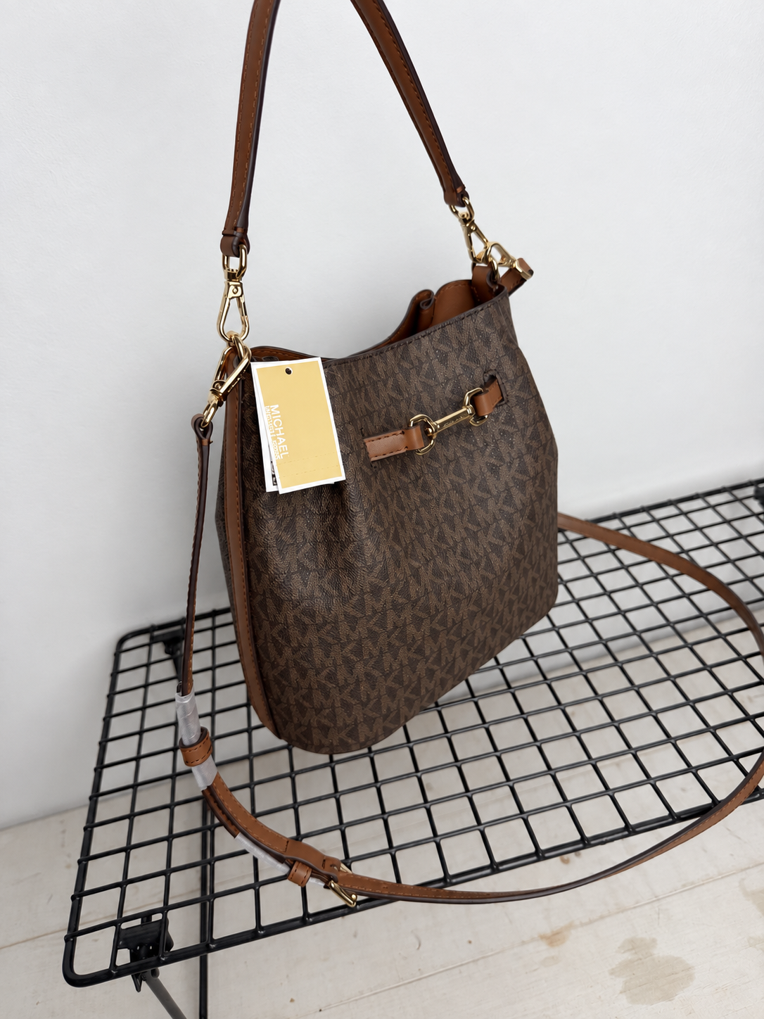 Bolso Michael Kors Carson – Marrón logo ( bombonera )