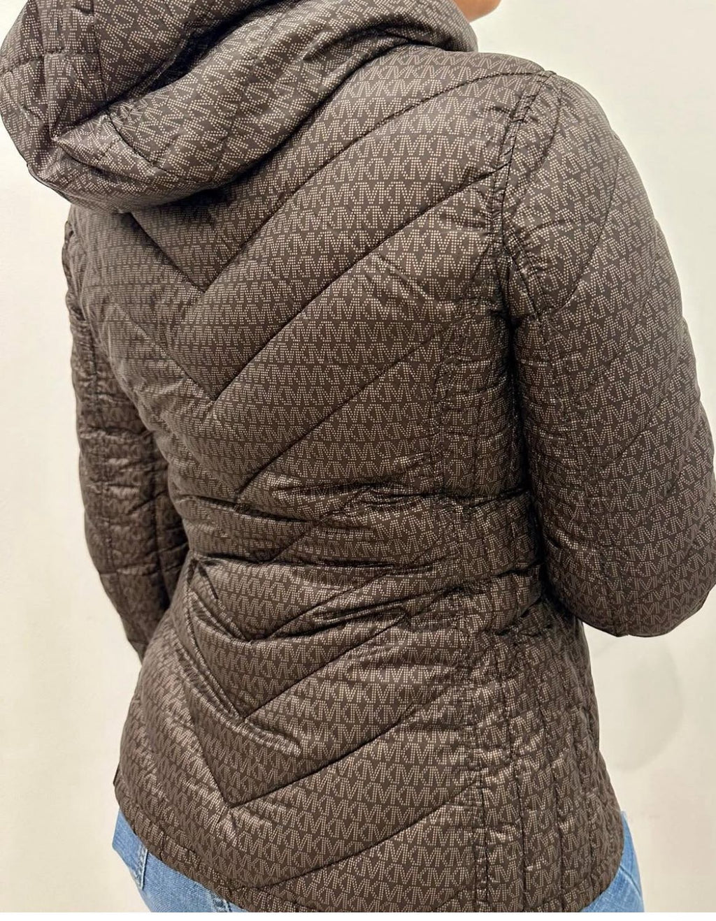 Chaqueta Michael Kors logotipo reversible marrón